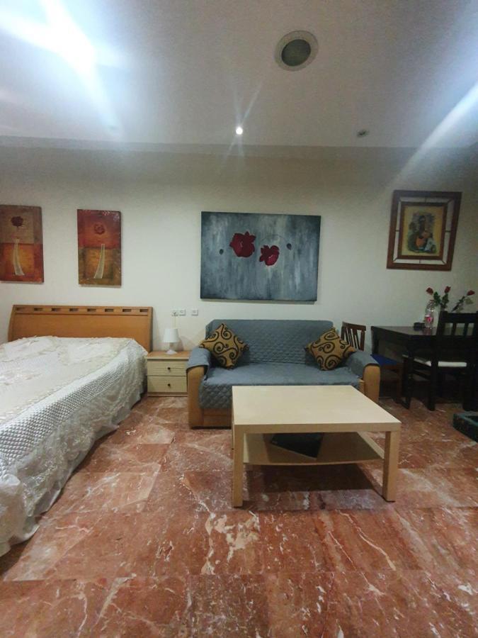 Ezore Yam Apartmens - Elmali'akh St. 4 Bat Yam Bagian luar foto