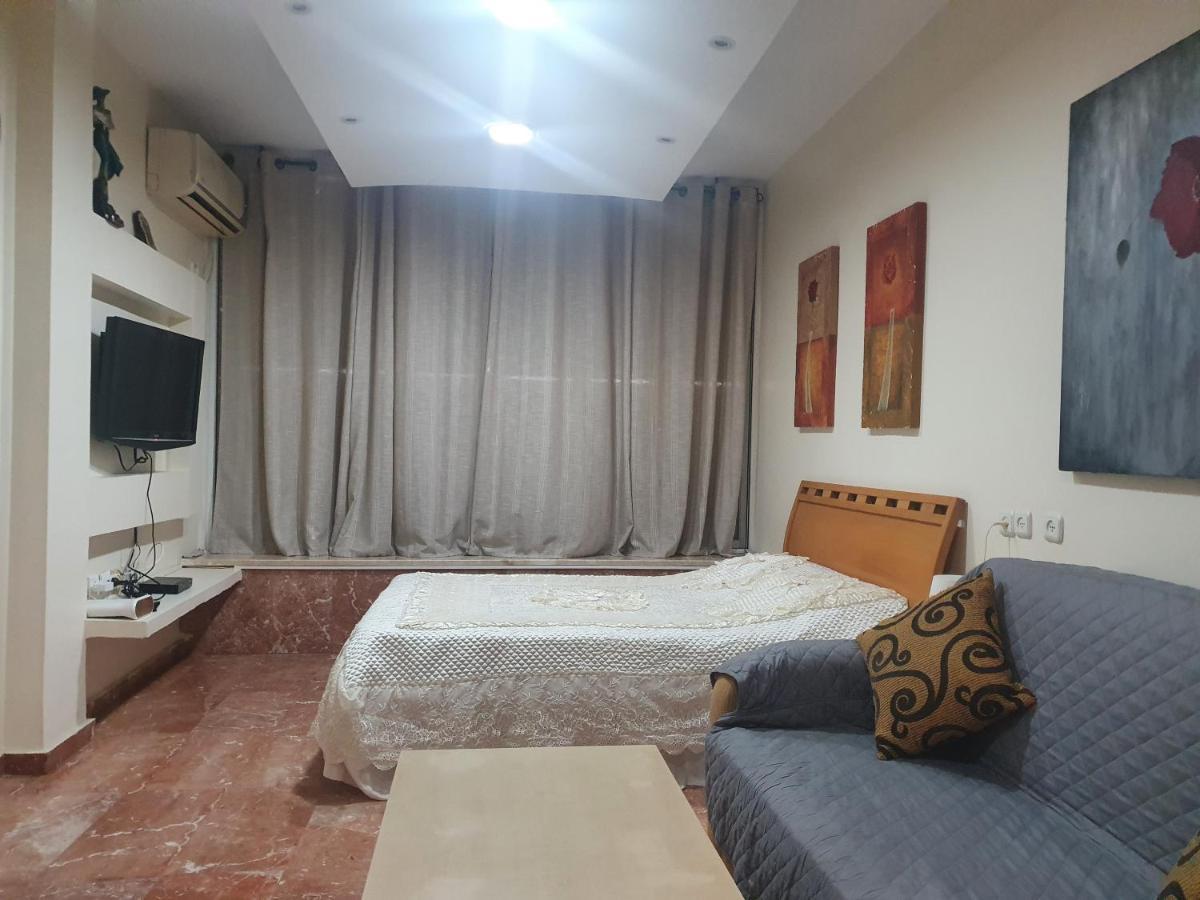 Ezore Yam Apartmens - Elmali'akh St. 4 Bat Yam Bagian luar foto