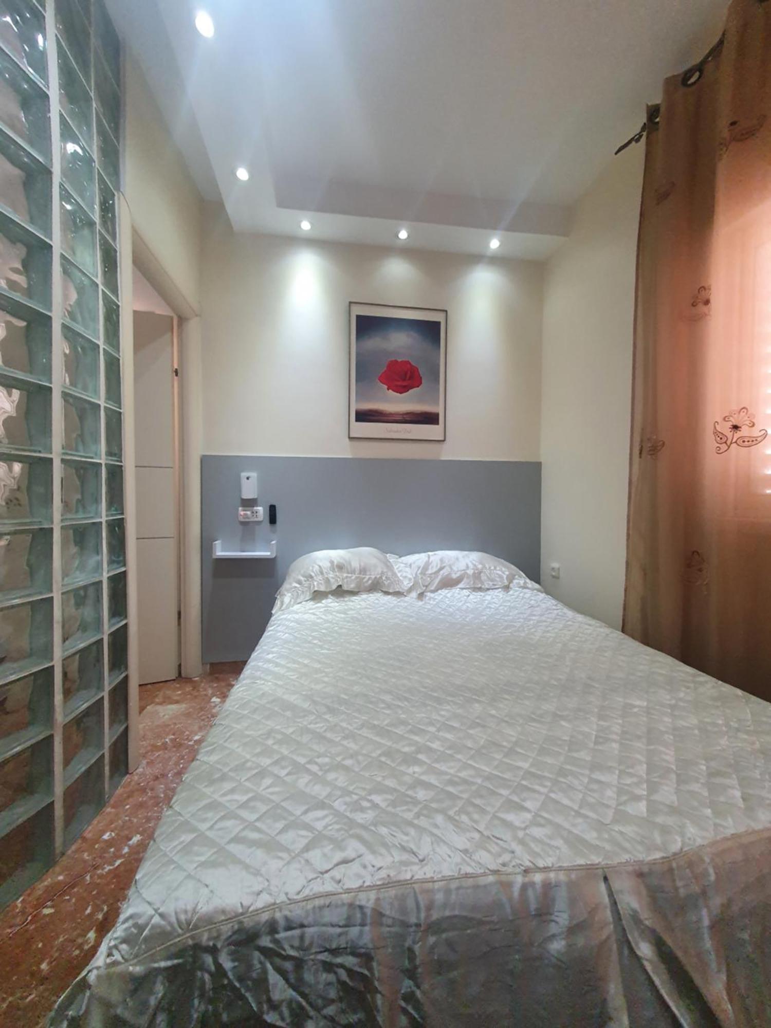 Ezore Yam Apartmens - Elmali'akh St. 4 Bat Yam Bagian luar foto